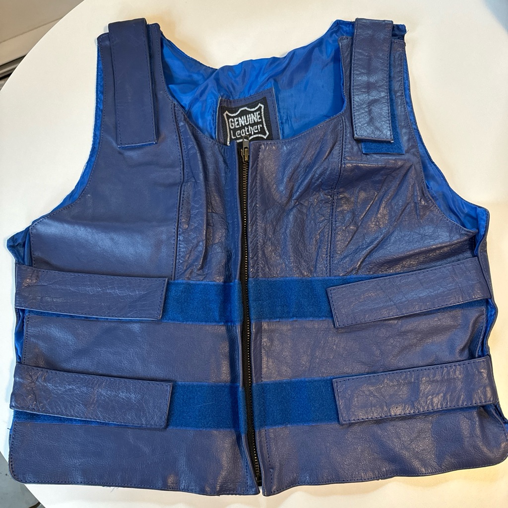 Men’s Xl Motorcycle Genuine Leather Vest With Inside Zippered Pockets U1